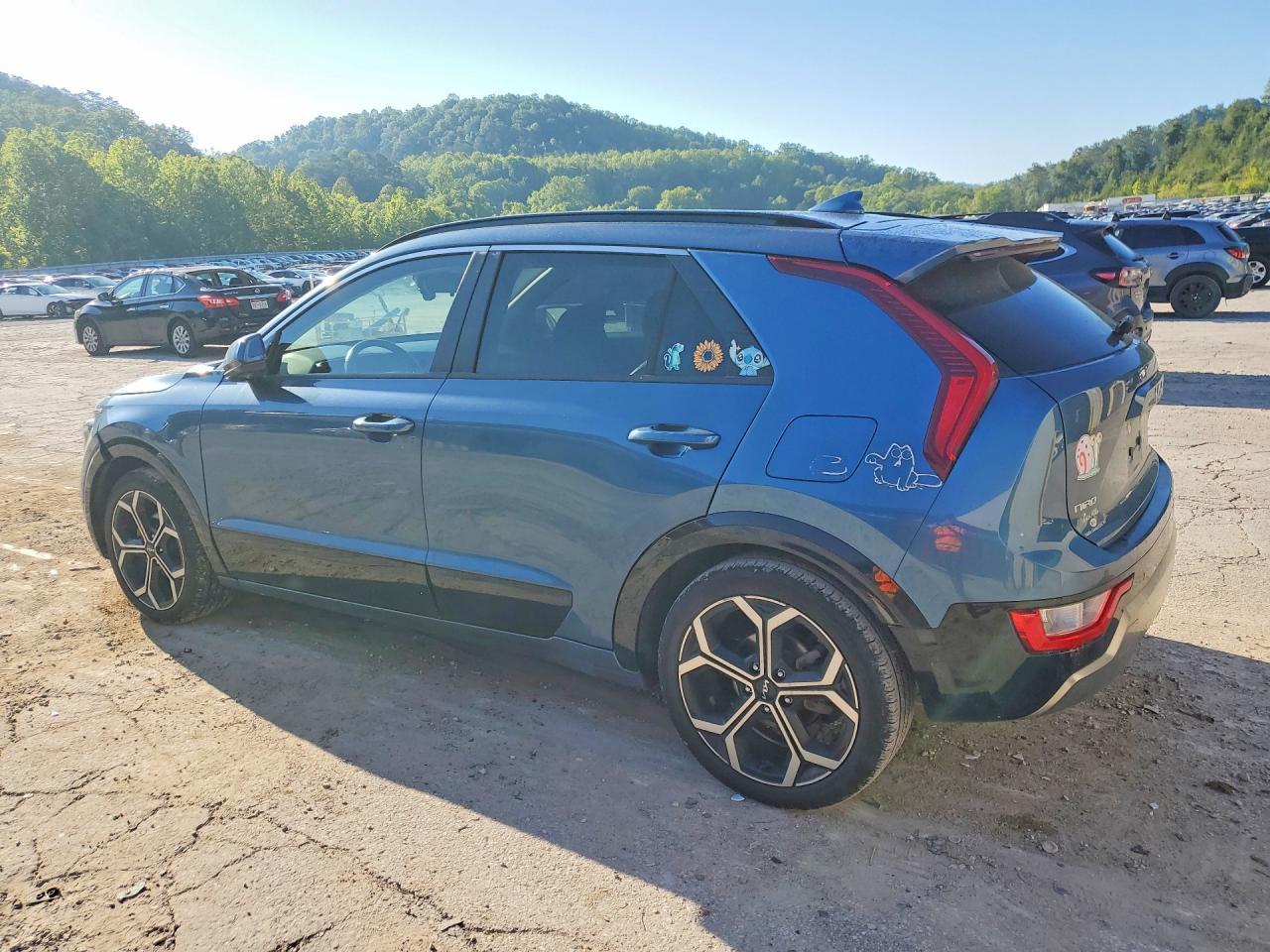 2023 KIA Niro