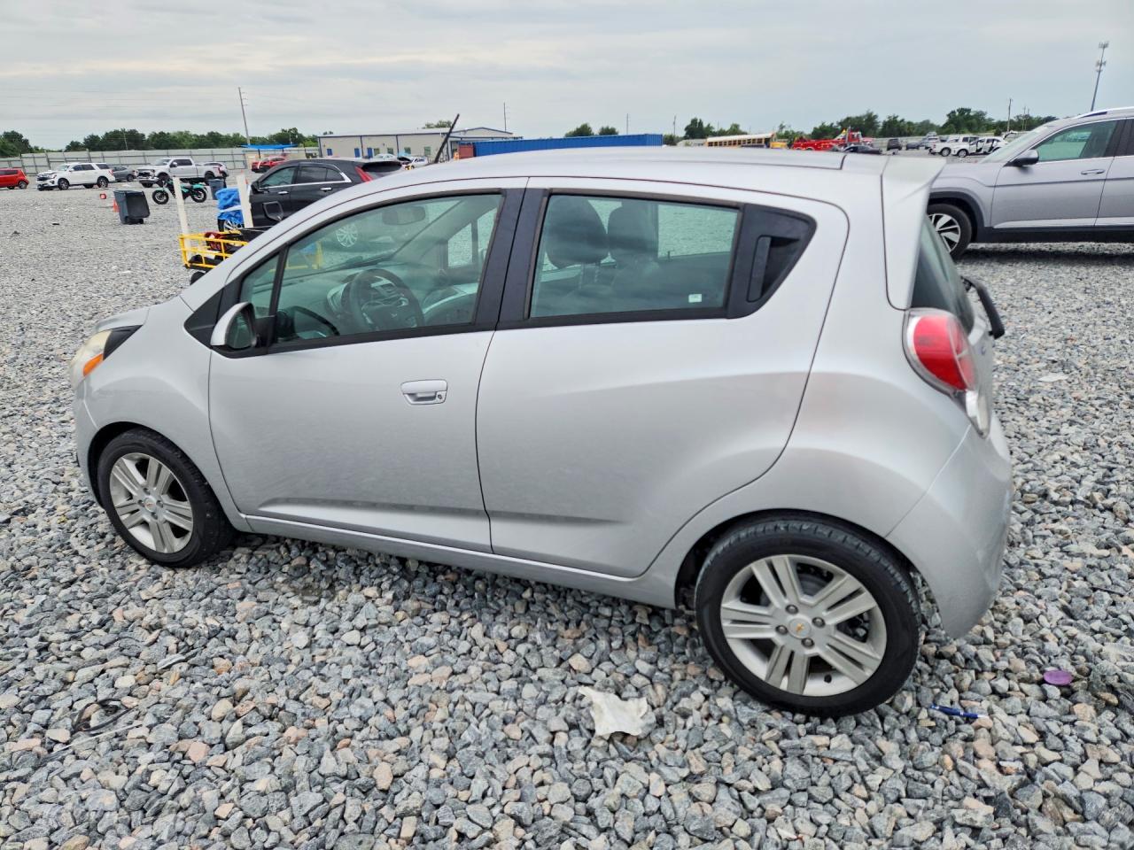 2015 CHEVROLET Spark