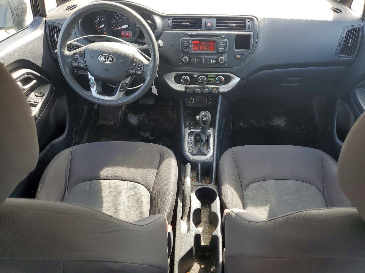 2015 KIA RIO