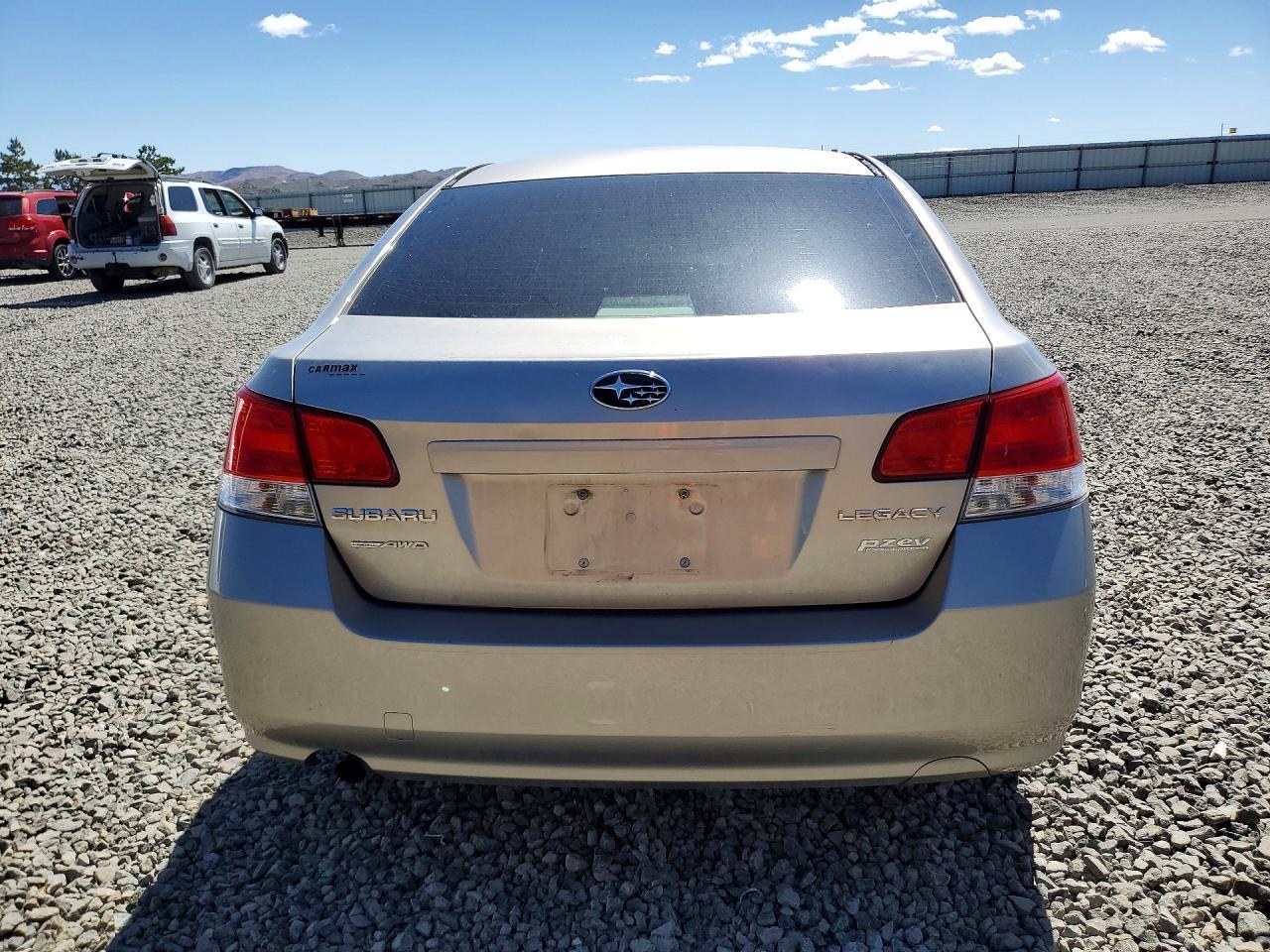 2014 SUBARU Legacy