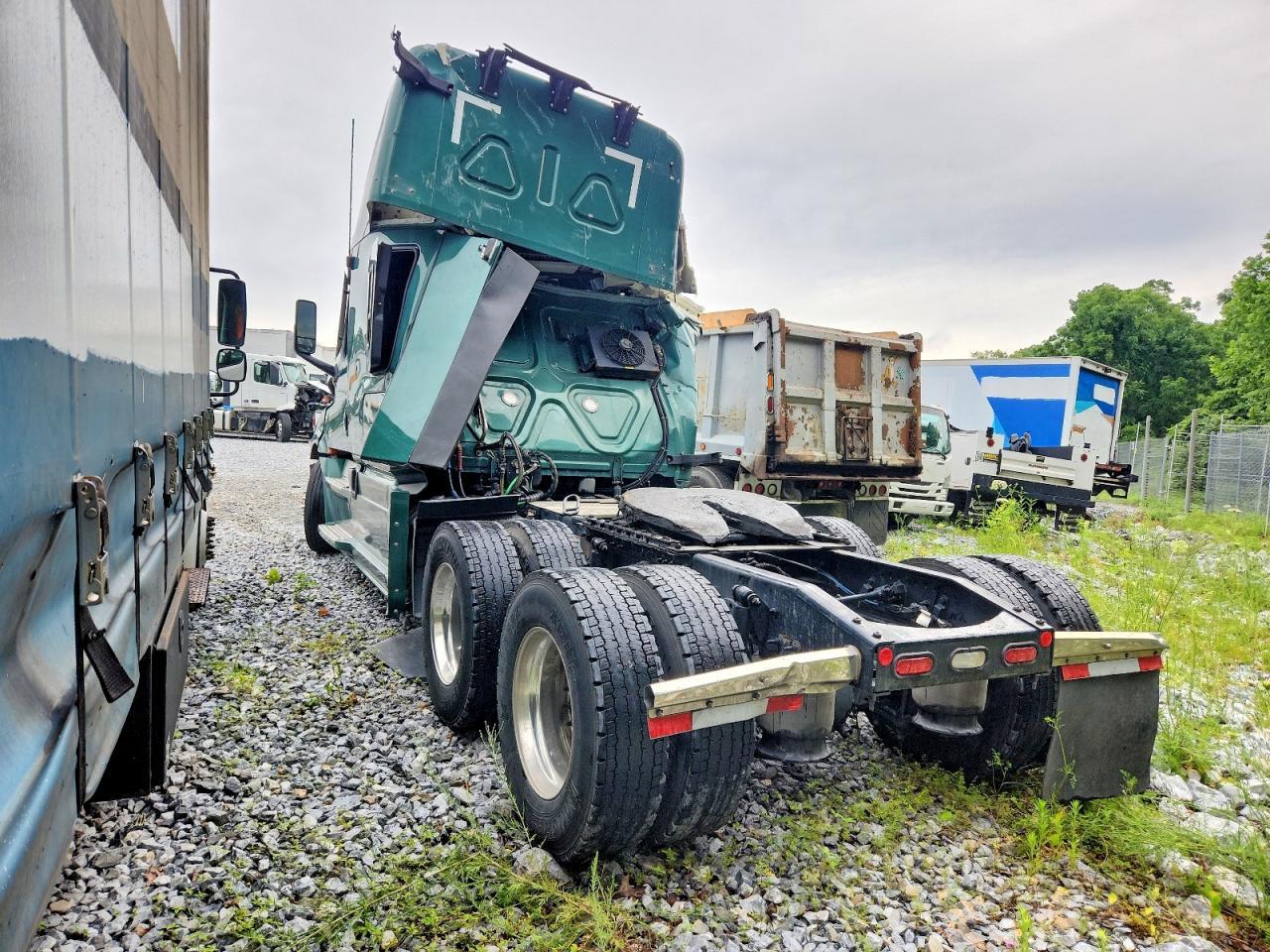 2023 FREIGHTLINER CASCADIA 126