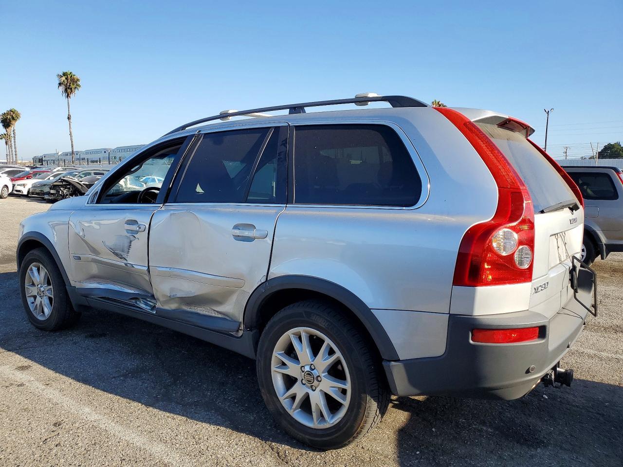 2005 VOLVO XC90