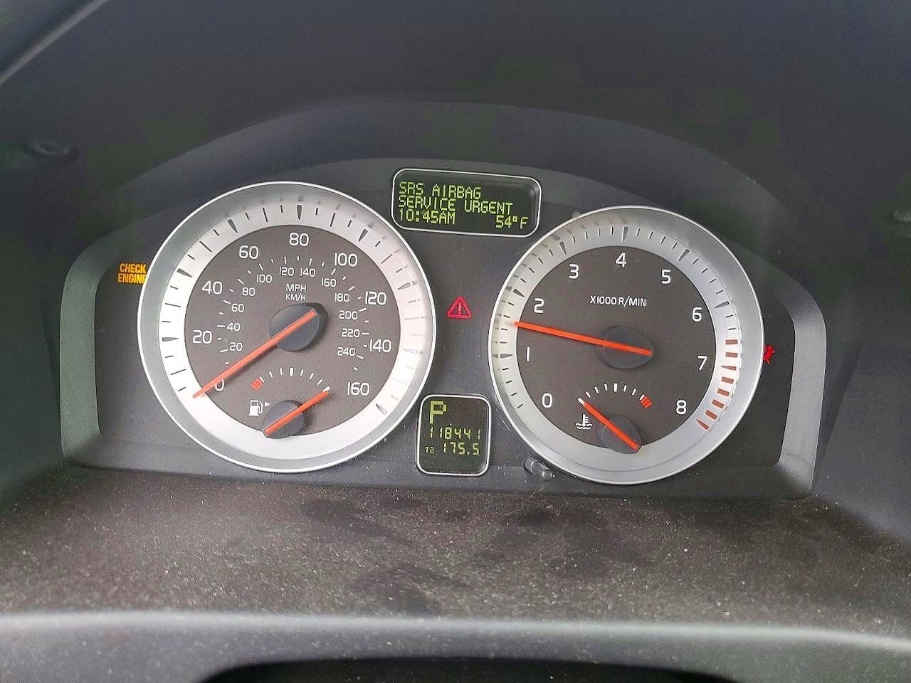 2013 VOLVO C70
