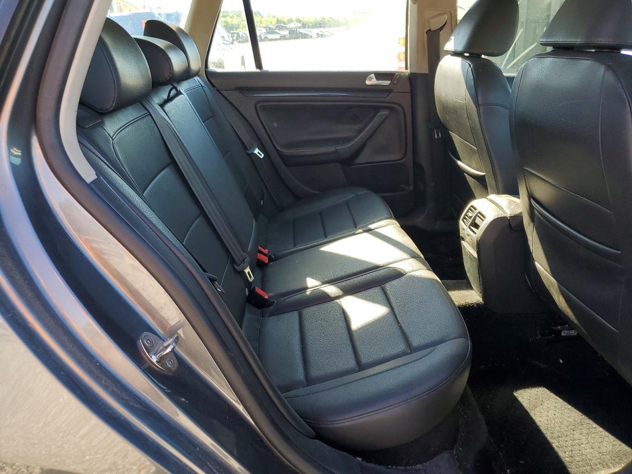 2012 VOLKSWAGEN JETTA