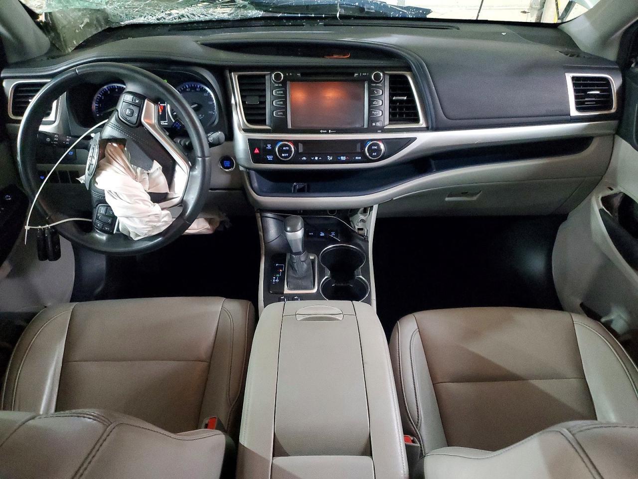 2015 TOYOTA HIGHLANDER