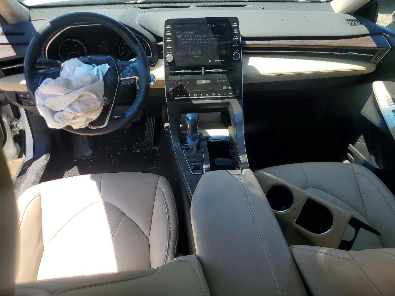 2022 TOYOTA Avalon