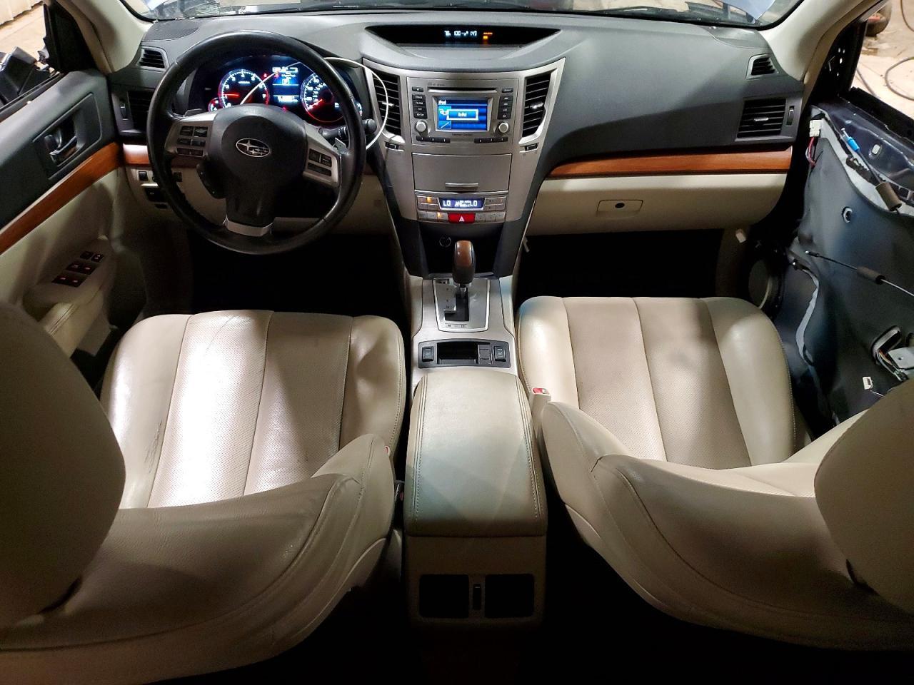 2014 SUBARU Outback