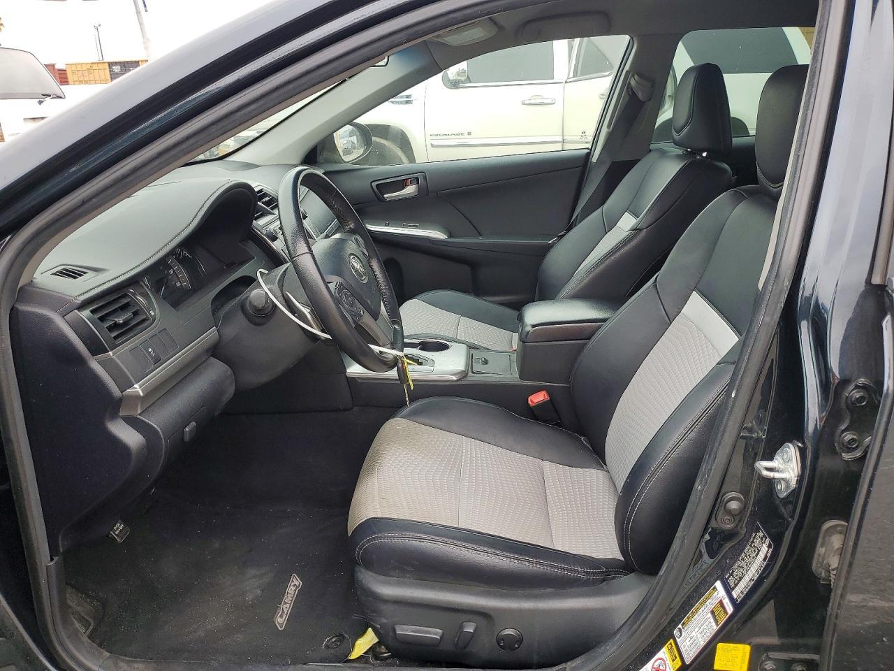 2013 TOYOTA CAMRY