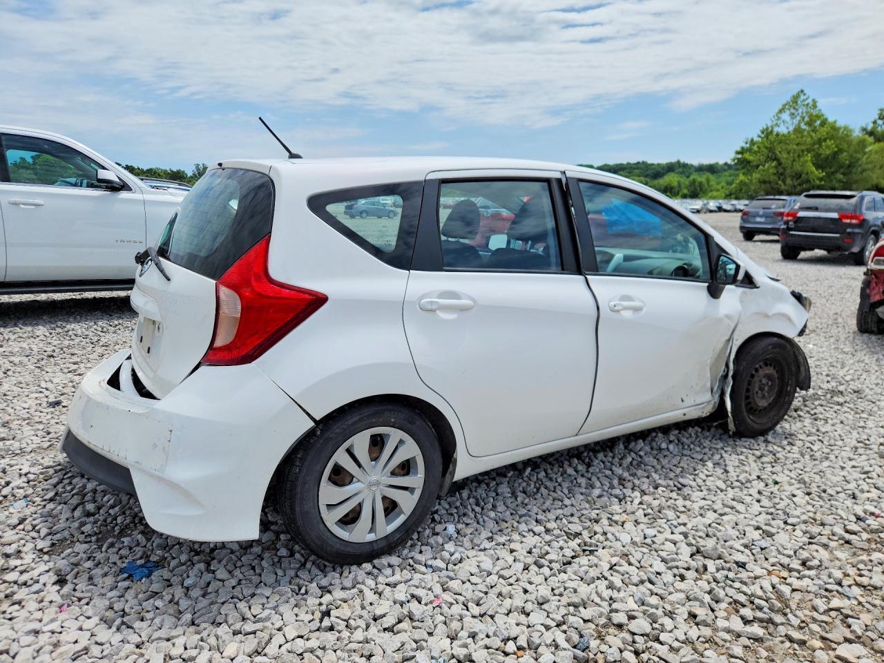 2017 NISSAN Versa Note