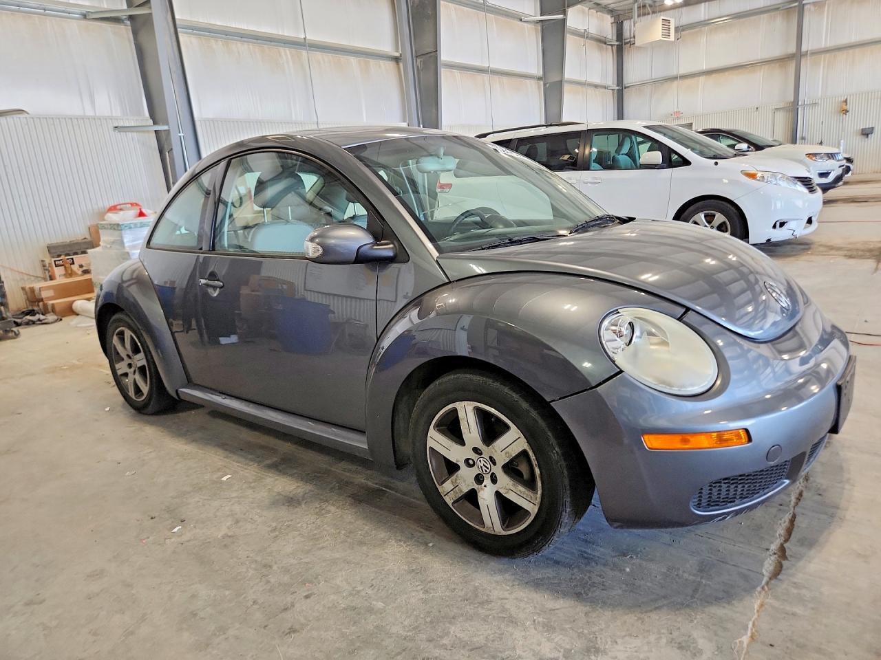 2006 VOLKSWAGEN Beetle