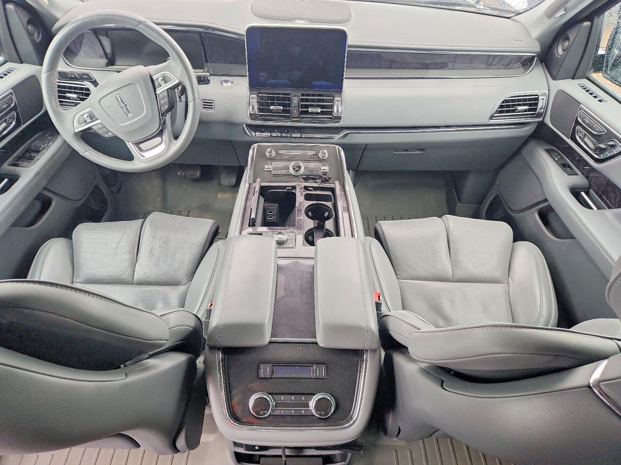2019 LINCOLN Navigator