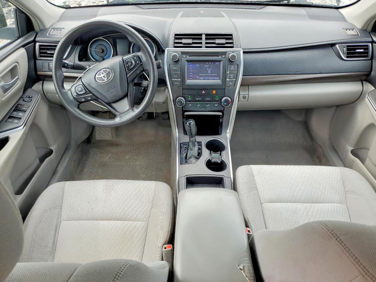 2016 TOYOTA CAMRY