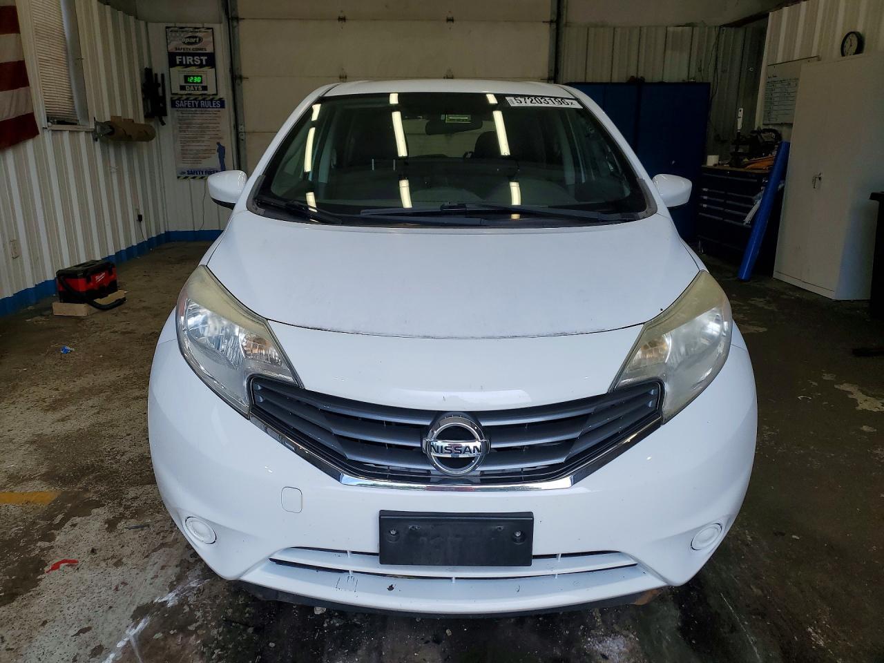 2016 NISSAN Versa Note