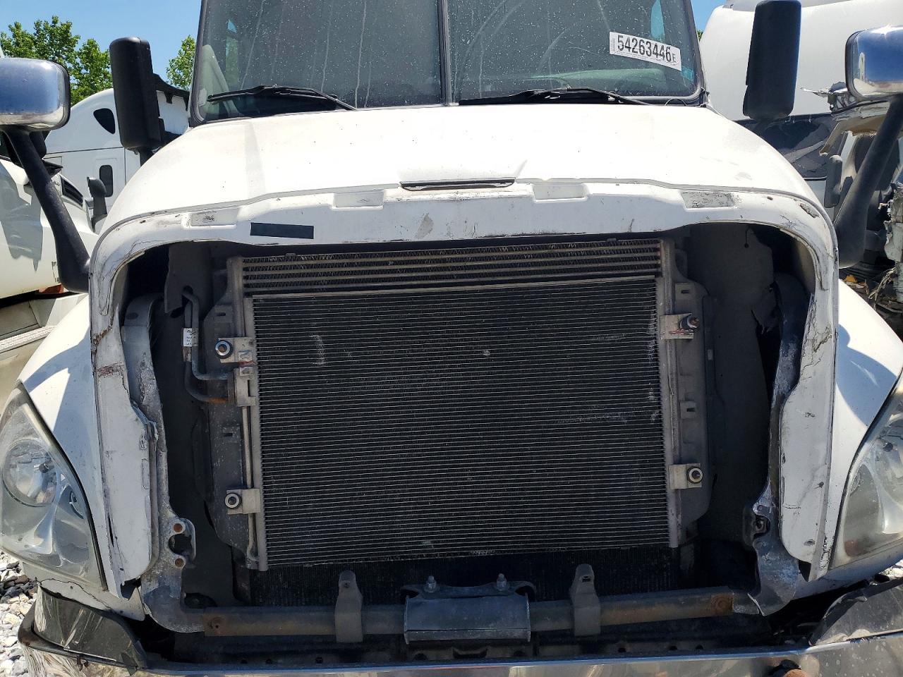 2015 FREIGHTLINER CASCADIA 125