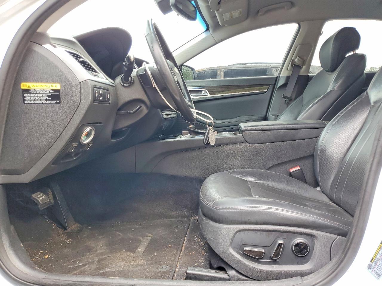 2015 HYUNDAI GENESIS