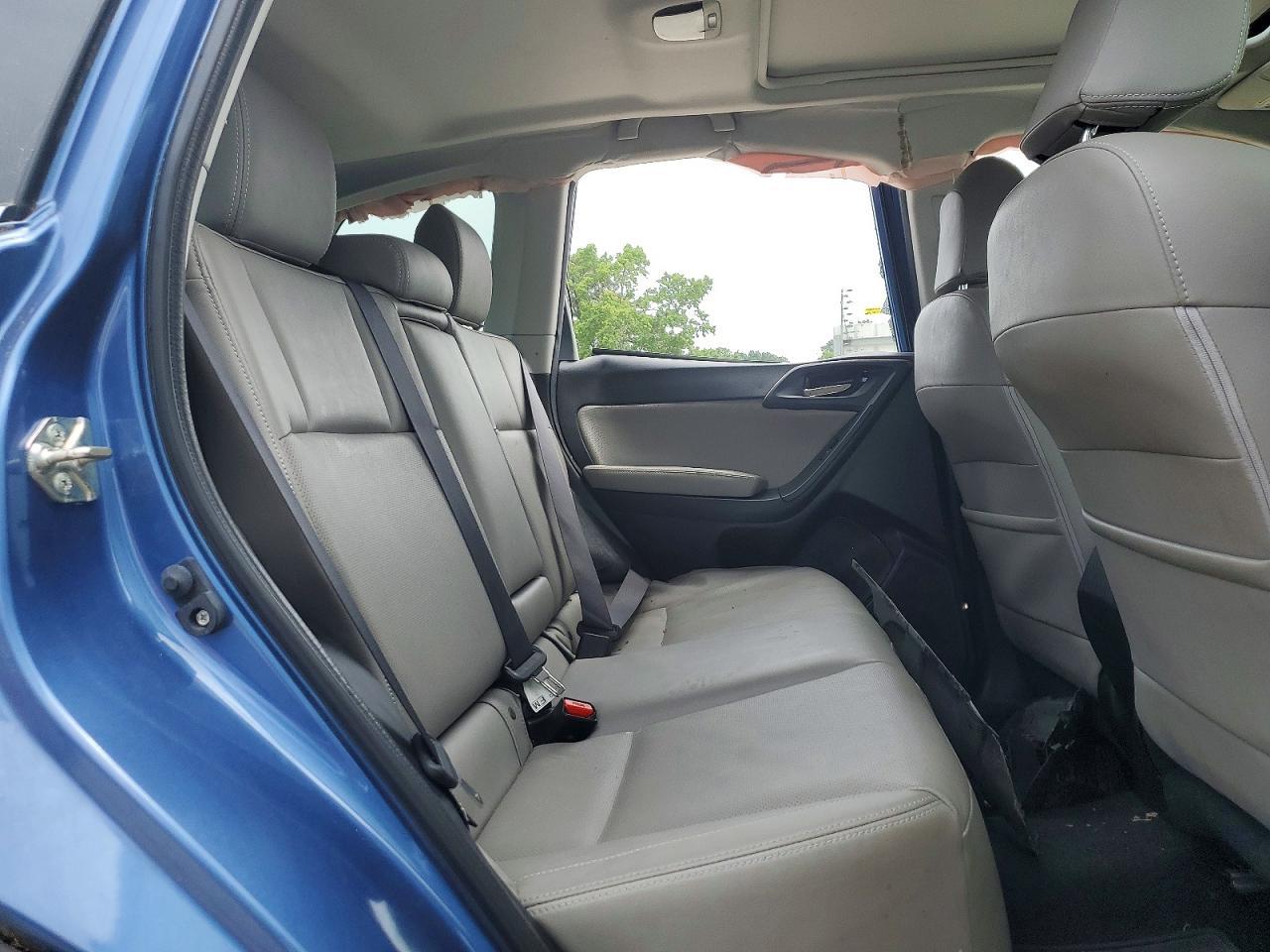 2017 SUBARU FORESTER