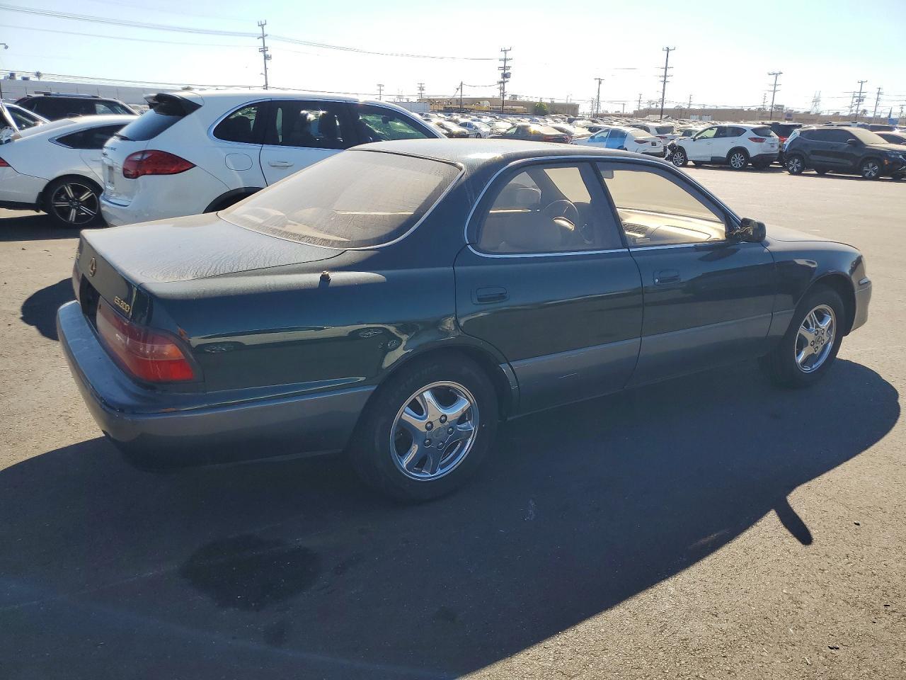 1995 LEXUS Es 300