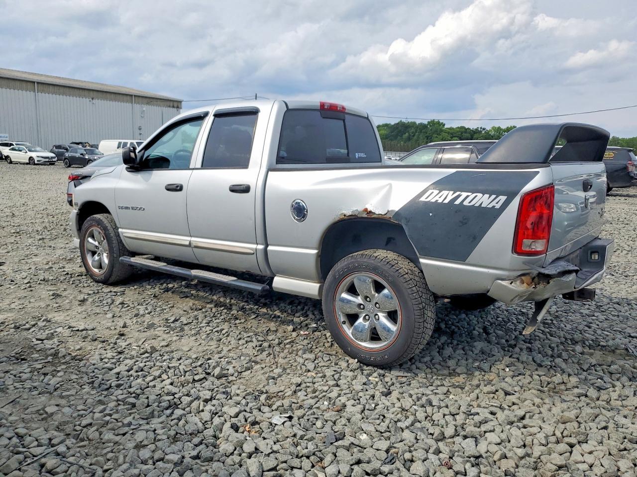 2005 DODGE RAM 1500