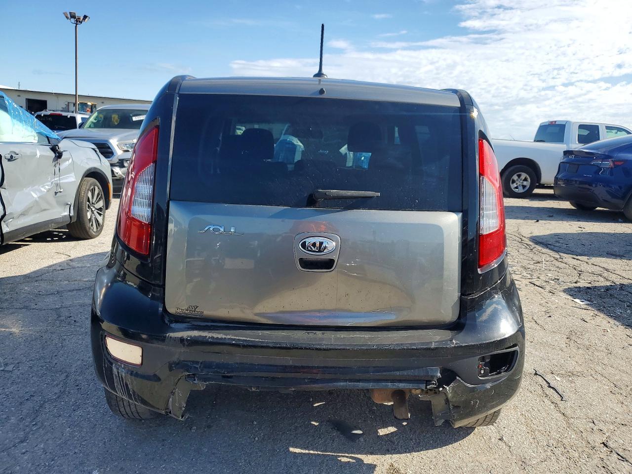 2012 KIA SOUL