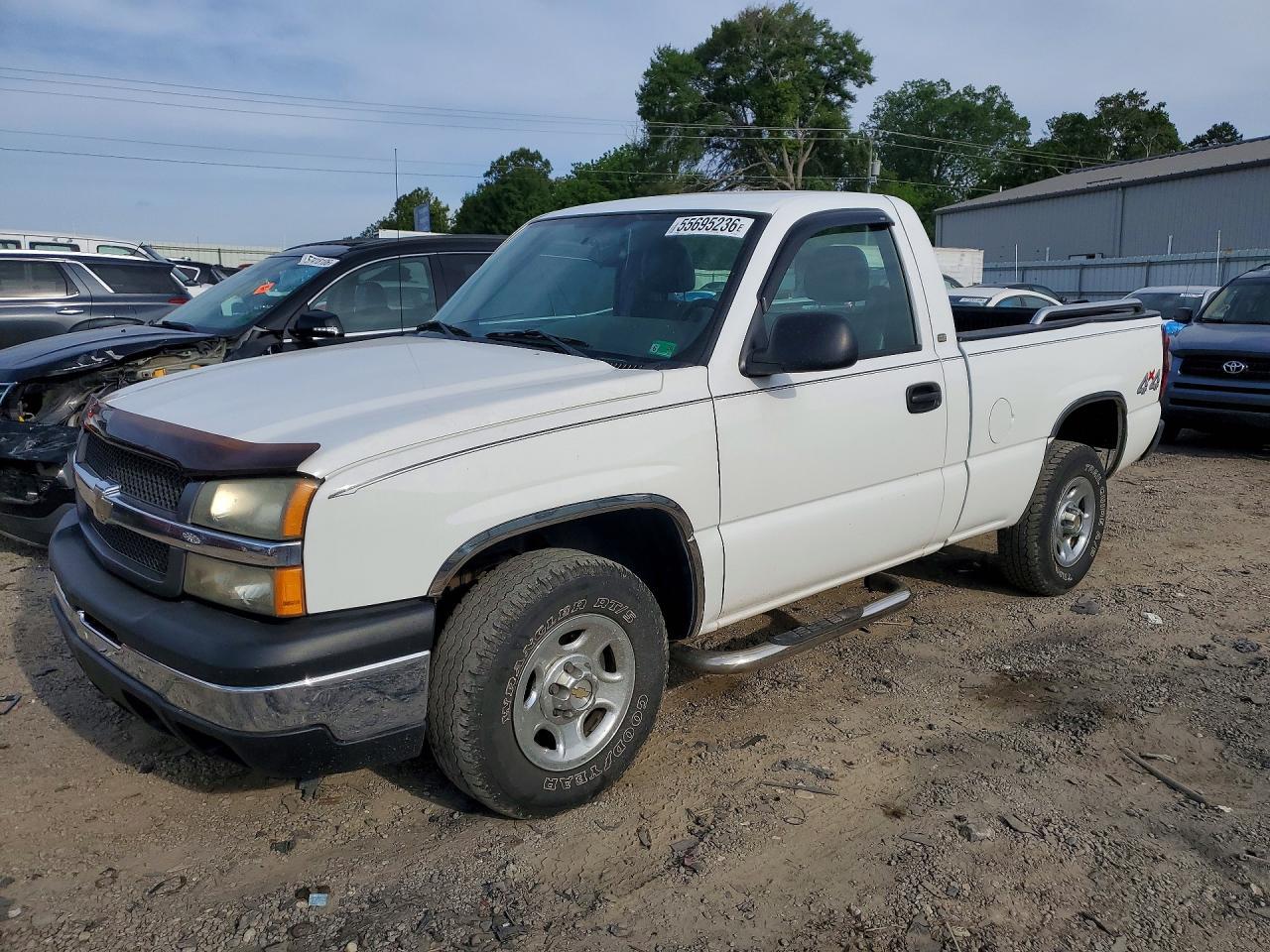 2004 CHEVROLET Silverado