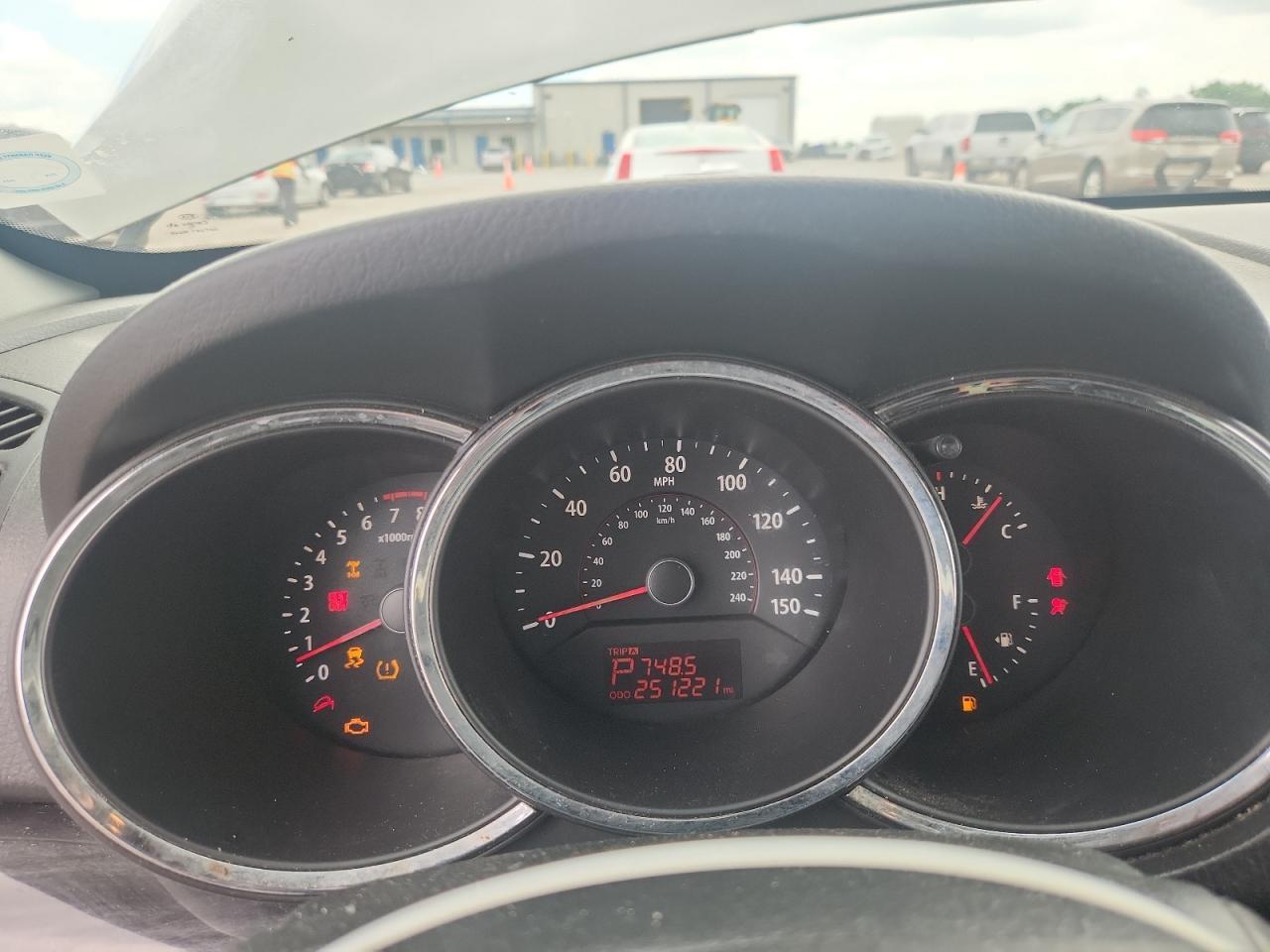 2011 KIA SORENTO