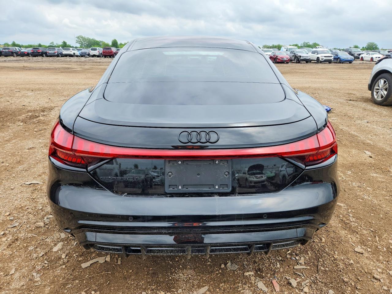 2022 AUDI e-tron GT