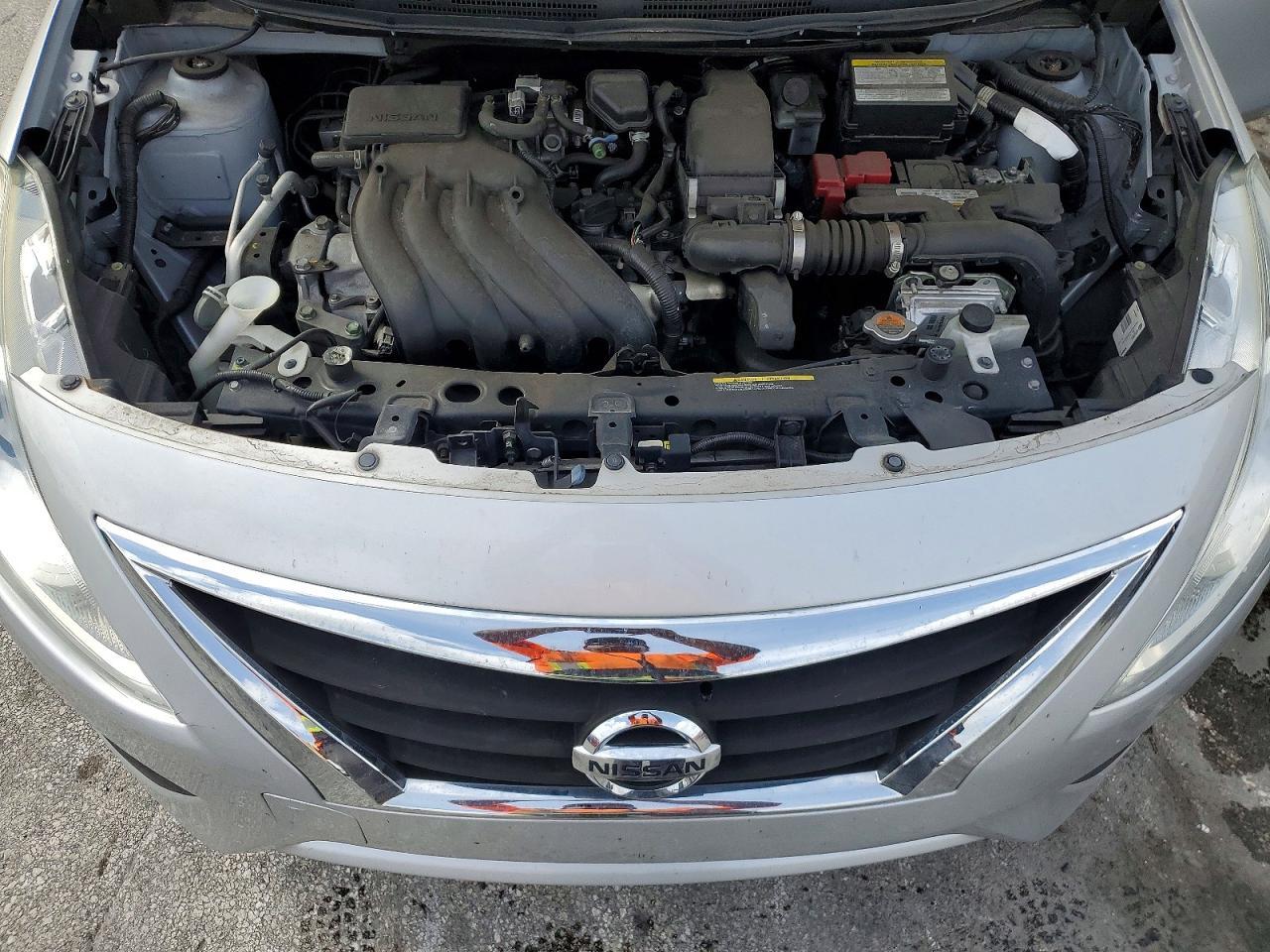 2017 NISSAN VERSA