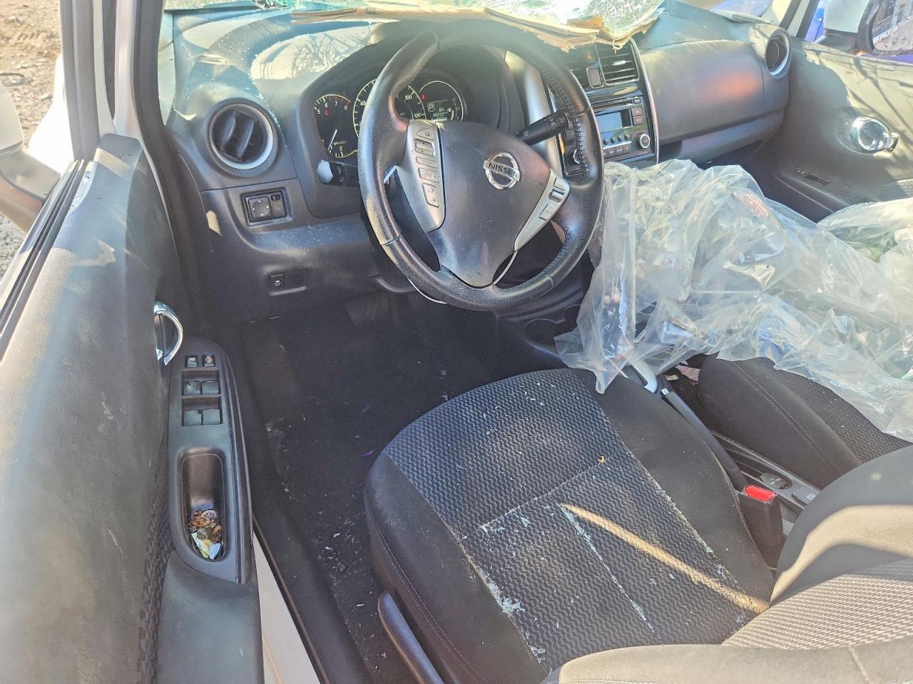 2015 NISSAN Versa Note
