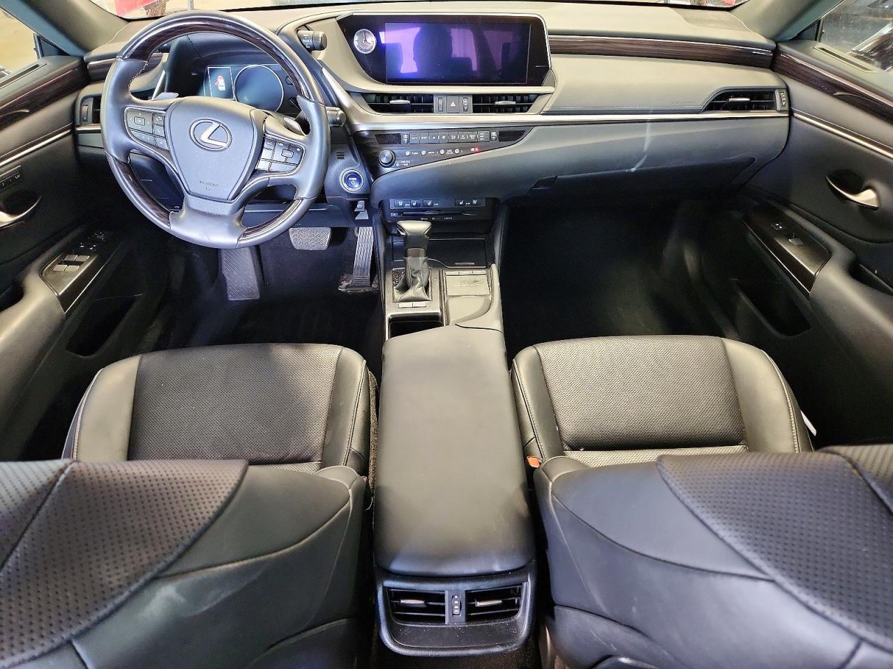 2019 LEXUS ES 300H