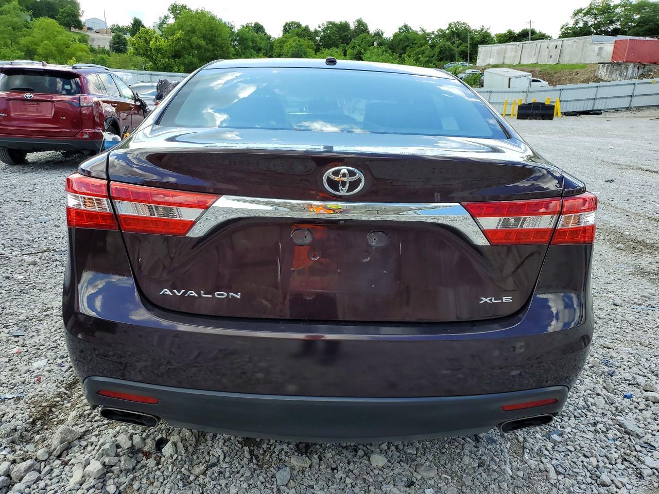 2013 TOYOTA Avalon