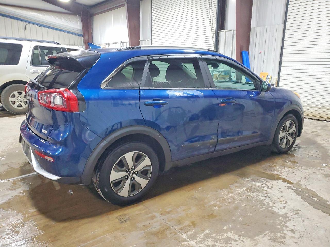 2017 KIA Niro