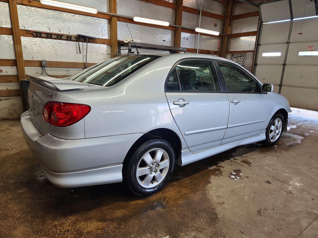 2006 TOYOTA COROLLA