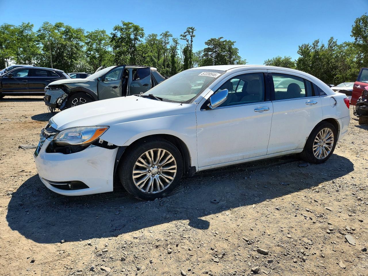 2013 CHRYSLER 200