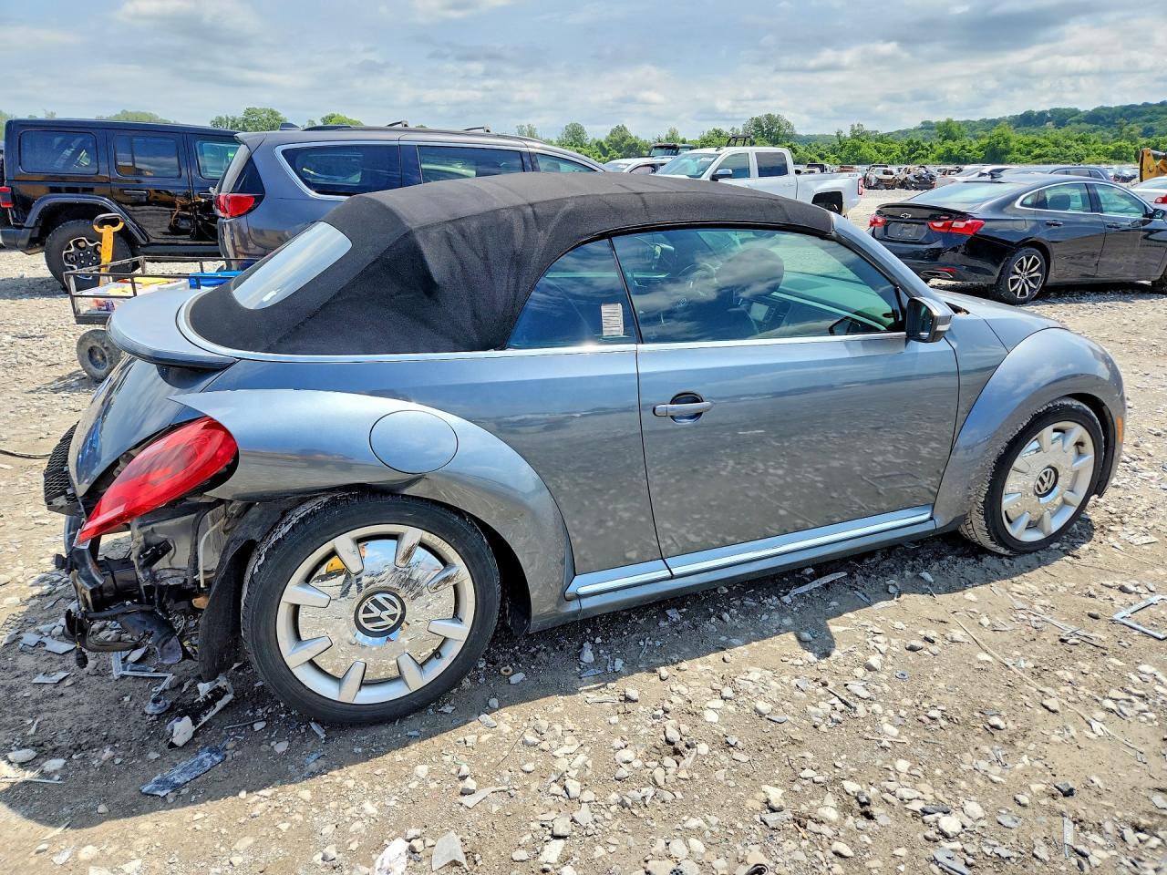2013 VOLKSWAGEN Beetle