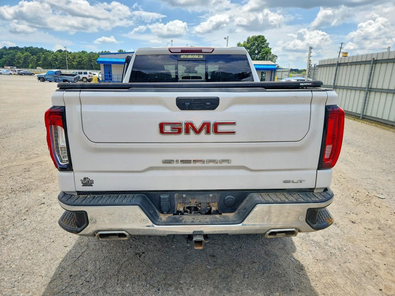 2024 GMC Sierra