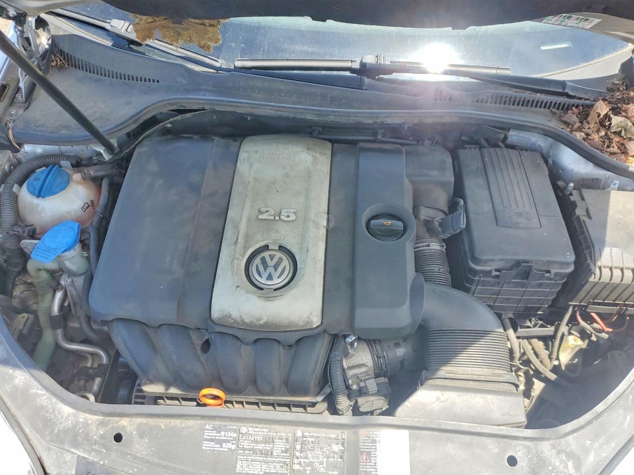 2005 VOLKSWAGEN JETTA