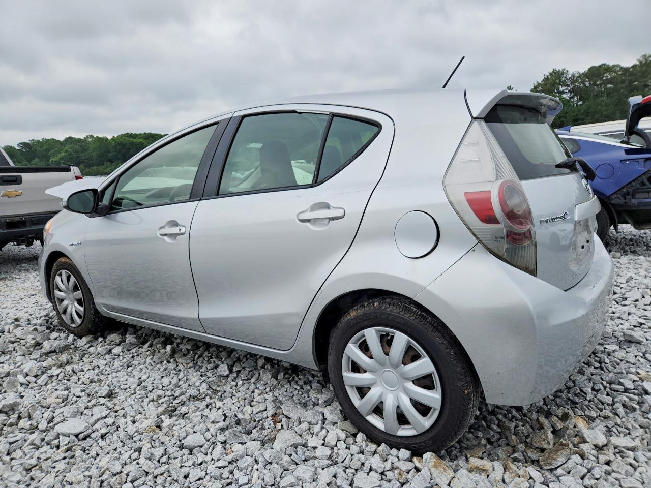2012 TOYOTA Prius c