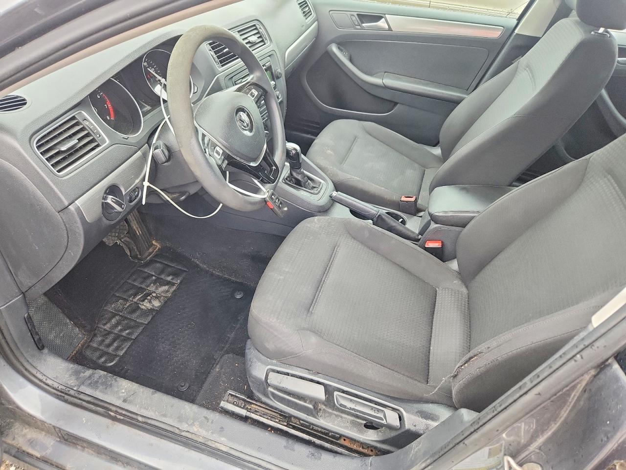 2015 VOLKSWAGEN JETTA