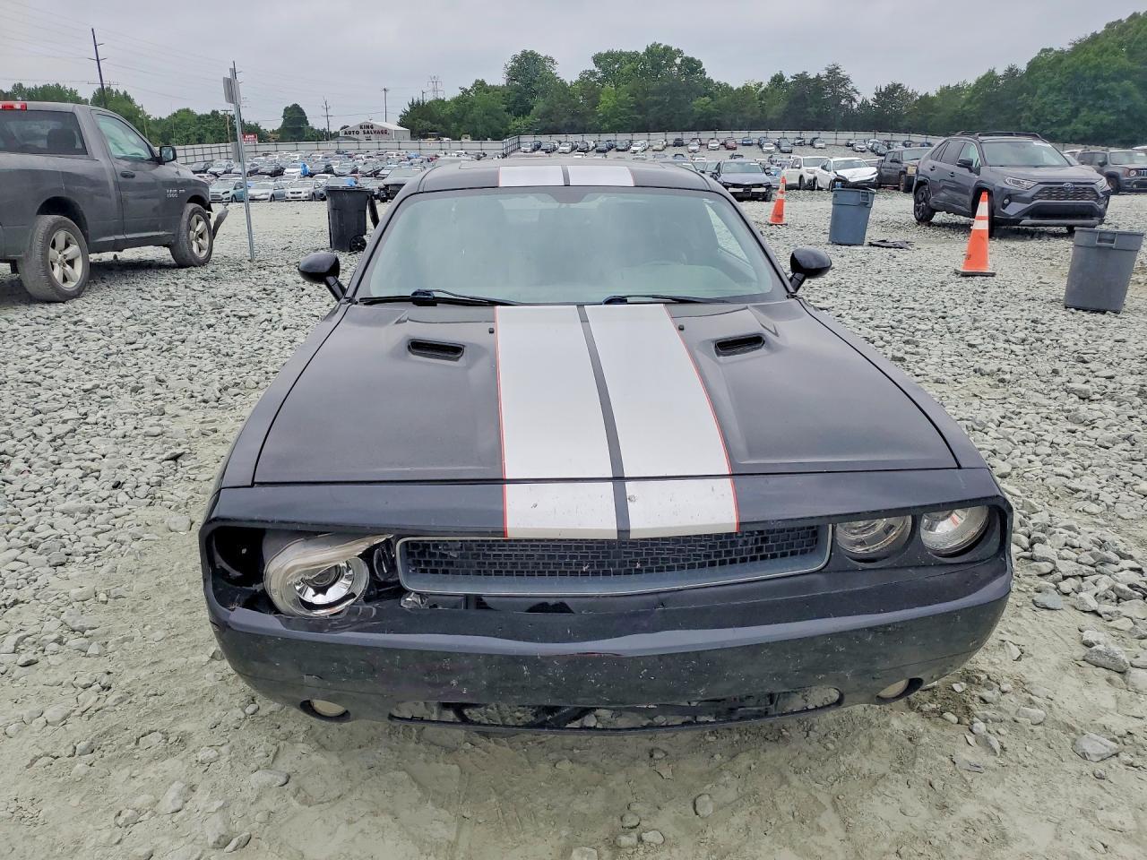 2014 DODGE Challenger