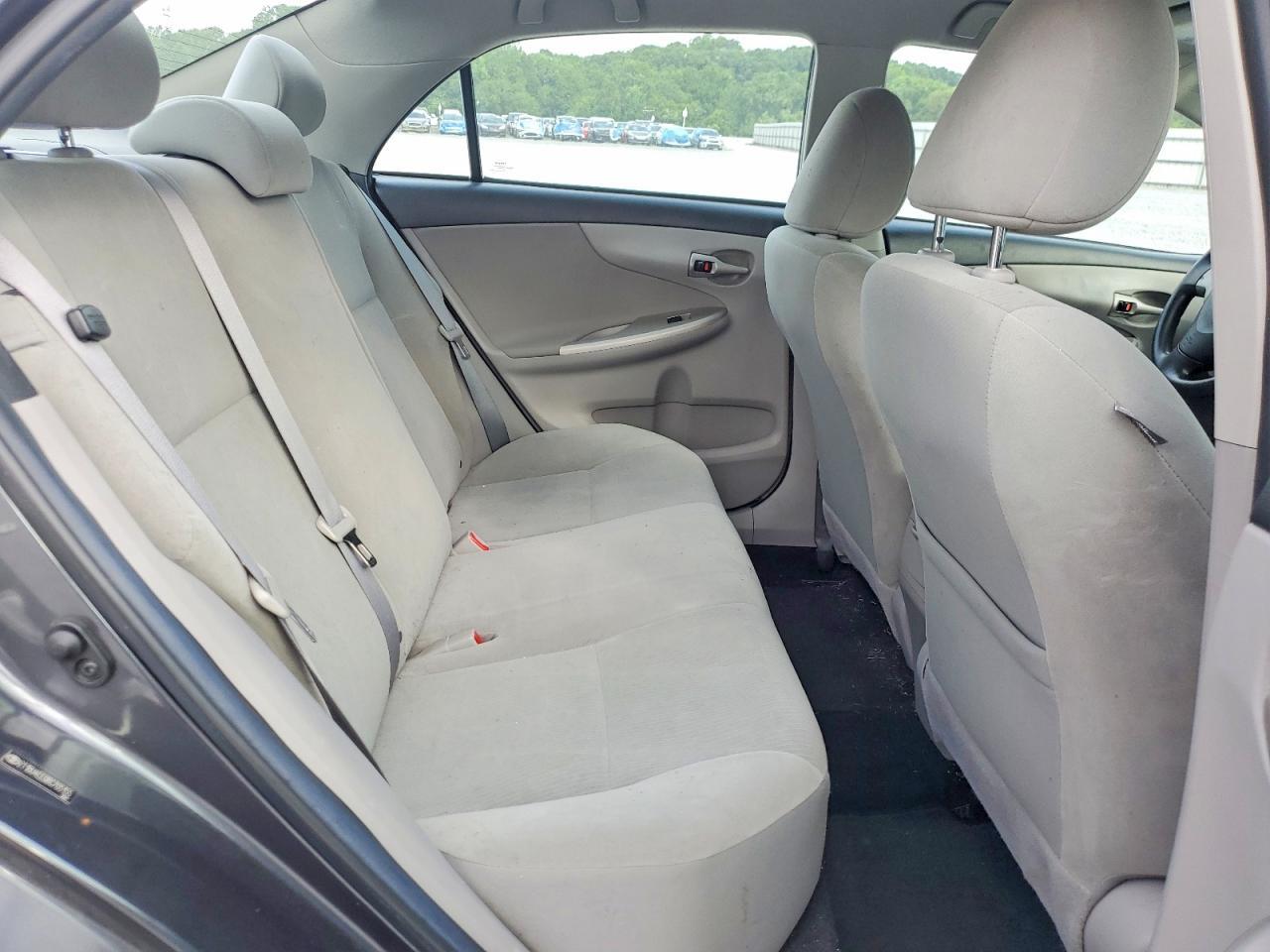 2011 TOYOTA COROLLA
