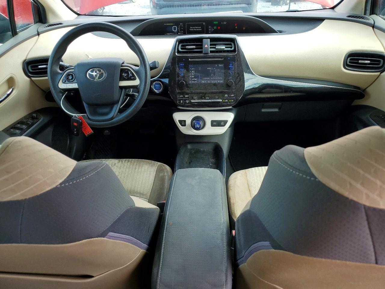 2016 TOYOTA PRIUS