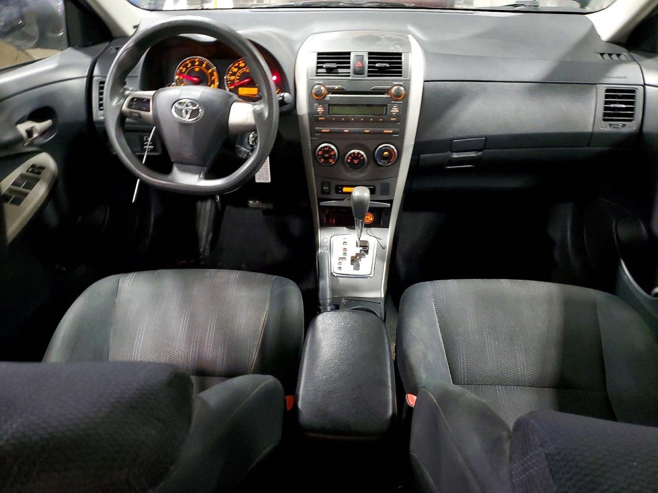 2011 TOYOTA COROLLA