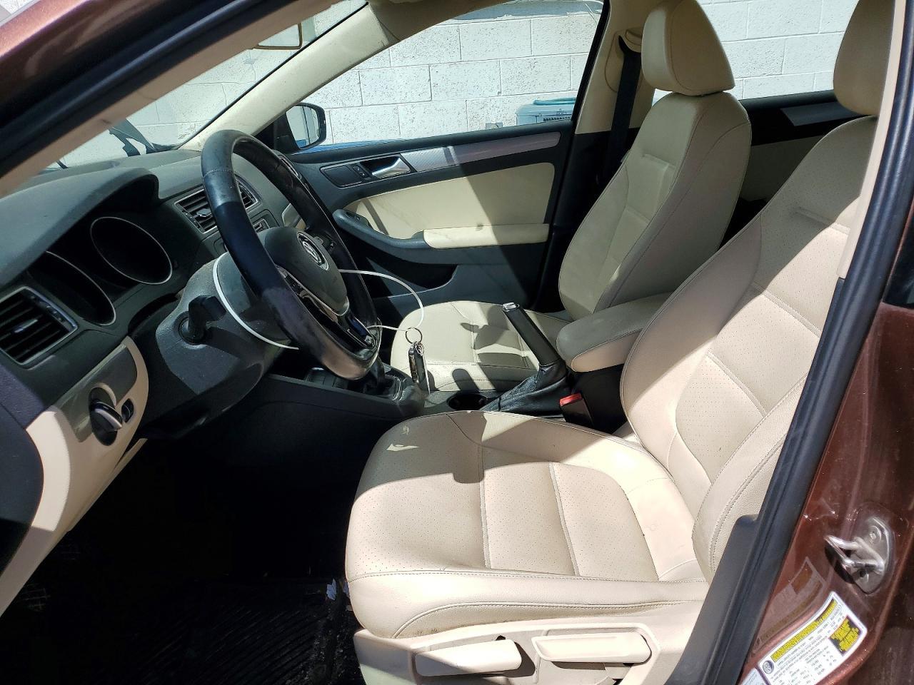2017 VOLKSWAGEN JETTA