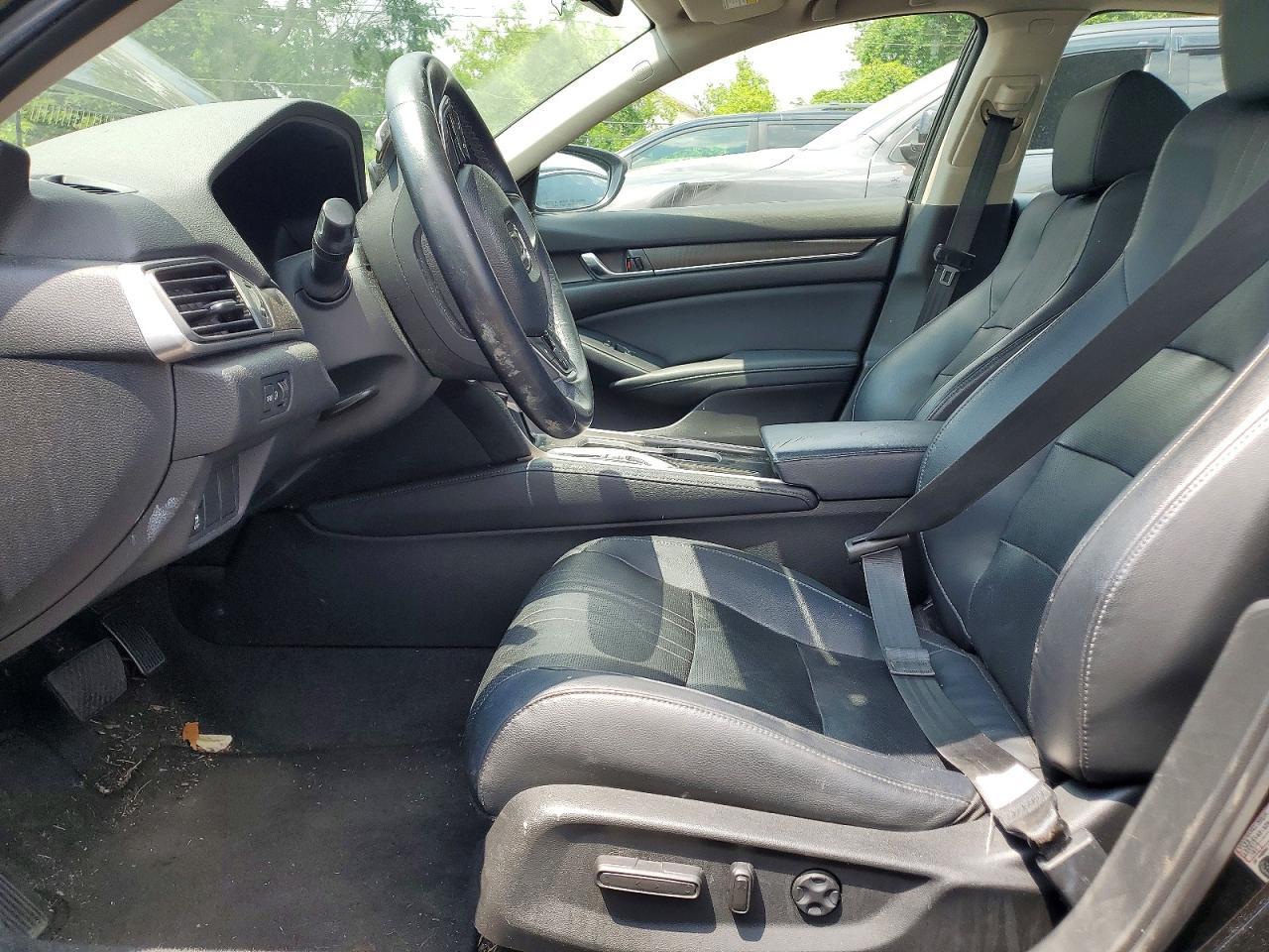 2018 HONDA ACCORD