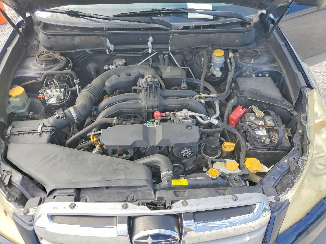 2014 SUBARU Outback