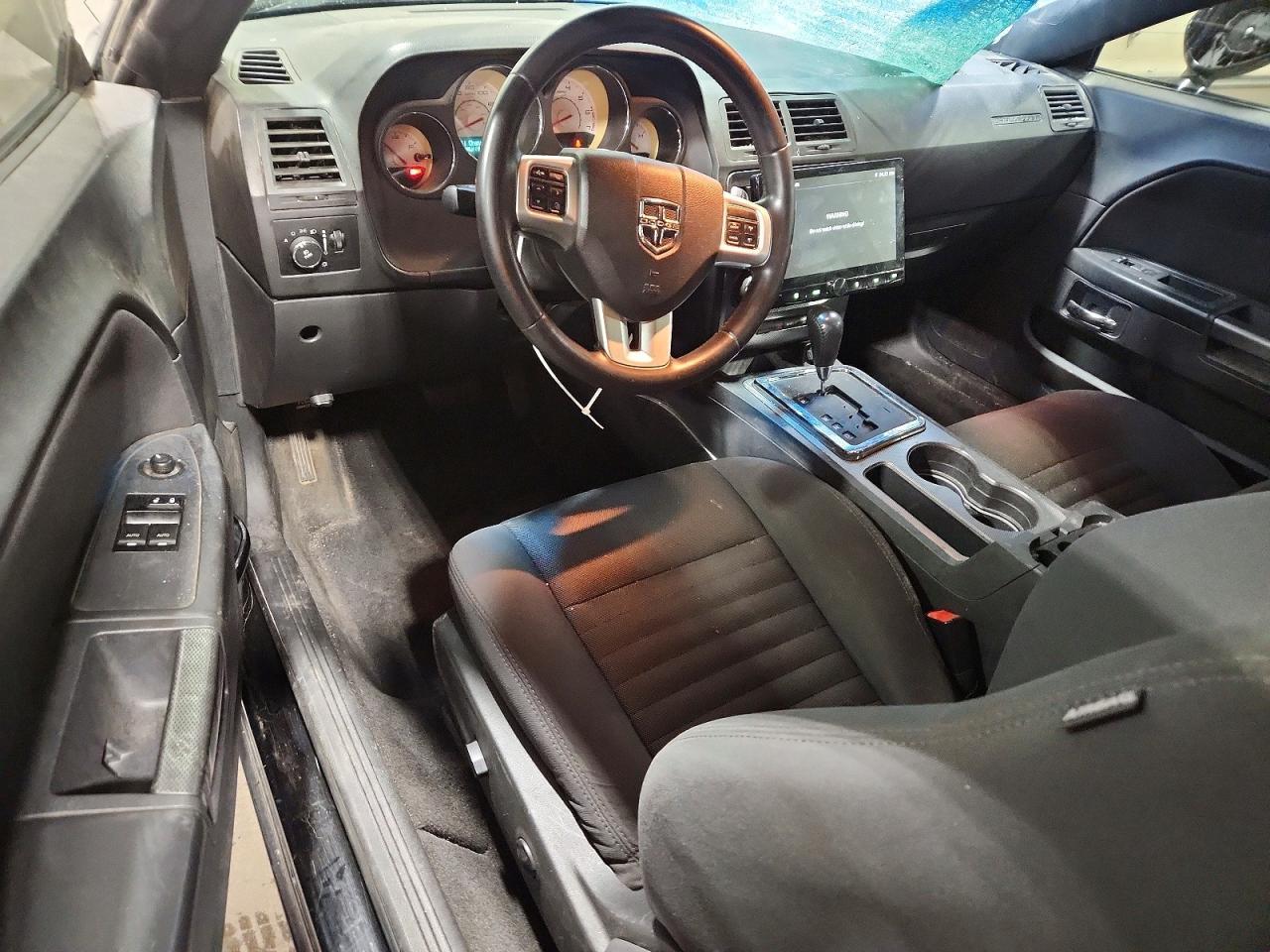 2012 DODGE Challenger