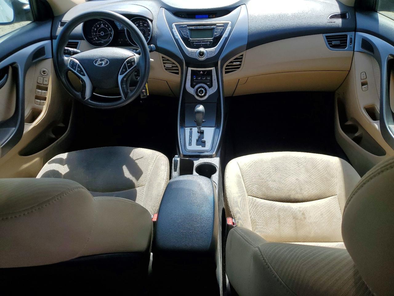 2011 HYUNDAI ELANTRA