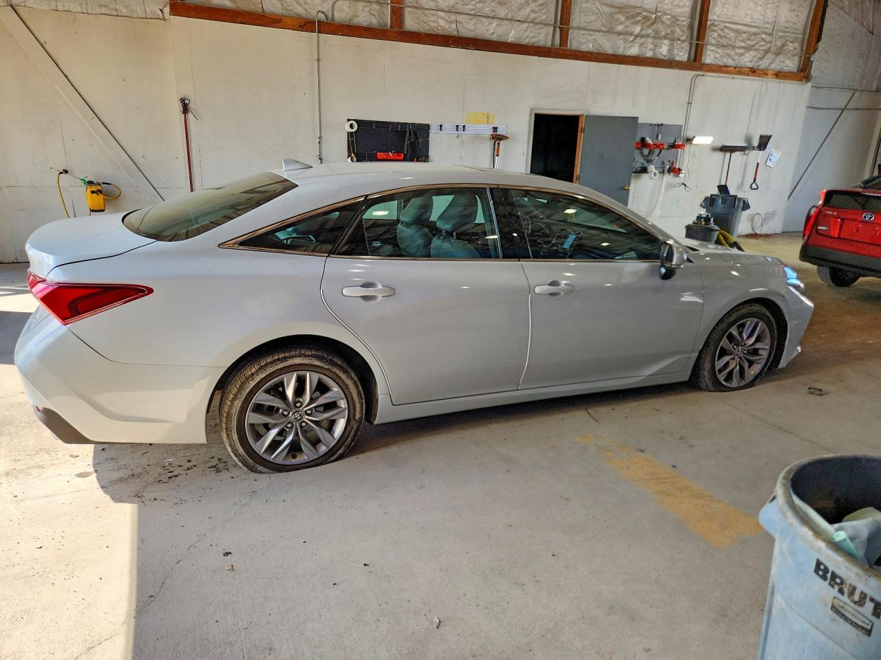 2022 TOYOTA Avalon