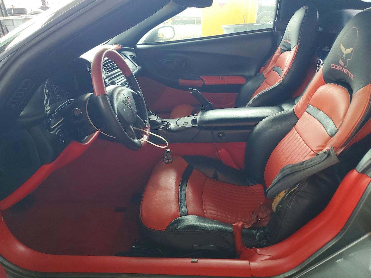 2004 CHEVROLET CORVETTE