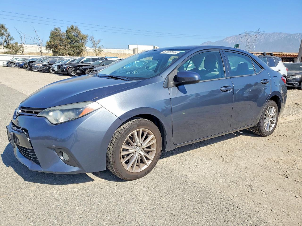 2015 TOYOTA COROLLA